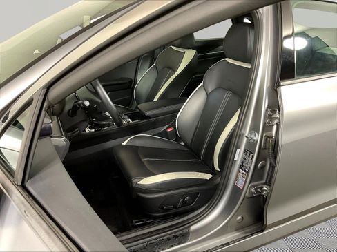 Used 2025 Kia K5 GT-Line AWD/4WD image 21