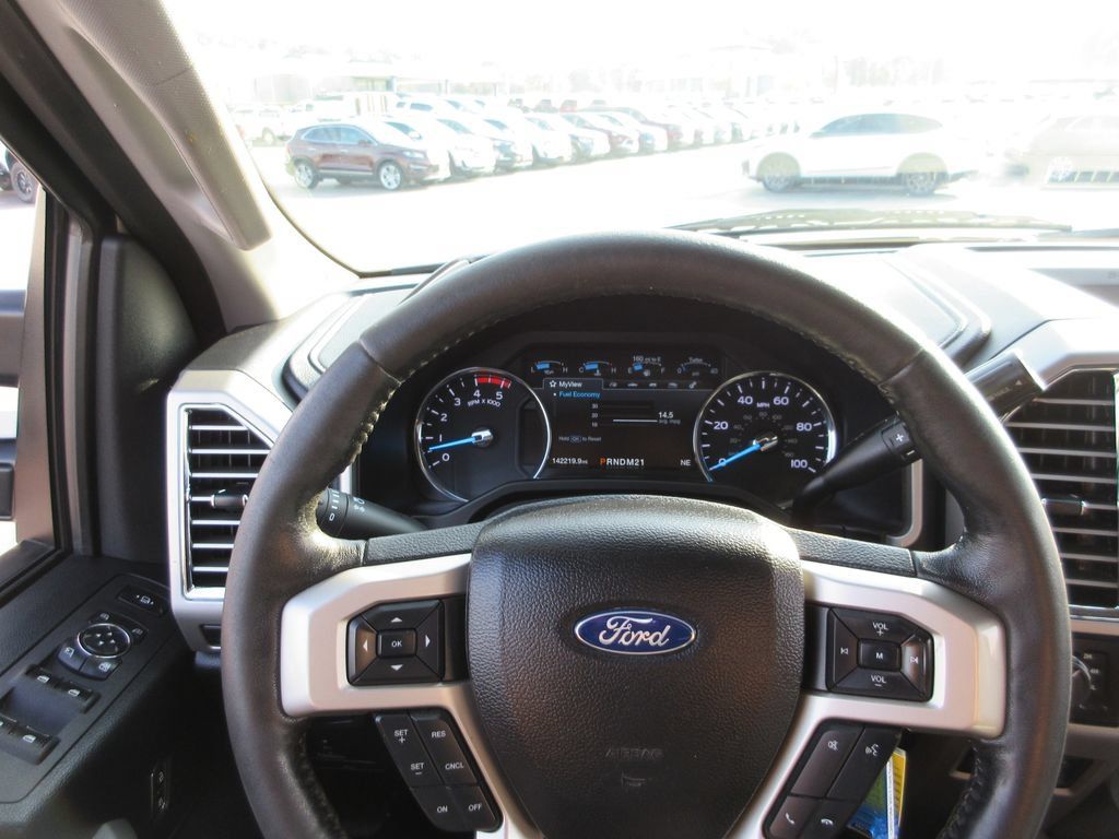 Used 2017 Ford F250 Lariat AWD/4WD image 33