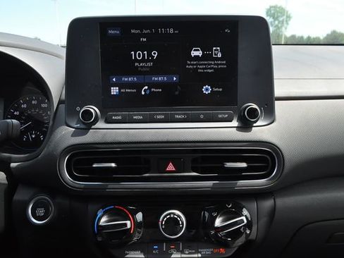 Used 2023 Hyundai Kona SEL AWD/4WD image 34