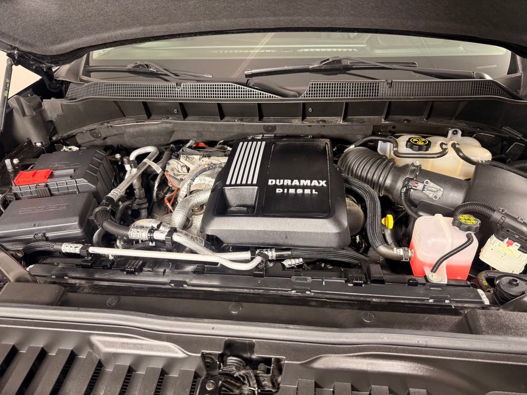 Used 2024 Chevrolet Silverado 1500 RST AWD/4WD image 45