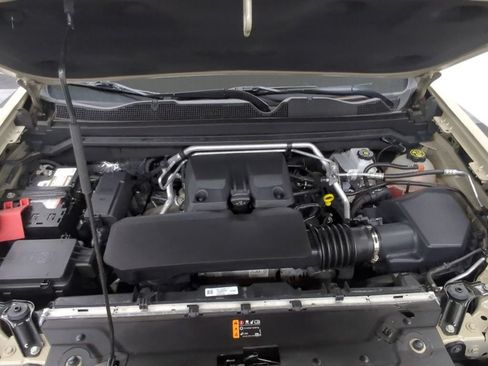 Used 2023 Chevrolet Colorado Trail Boss w/ Technology Package AWD/4WD image 29