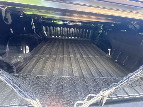 Used 2021 GMC Sierra 1500 Elevation w/ Preferred Package RWD image 31