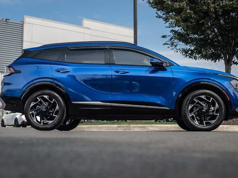 Used 2023 Kia Sportage SX AWD/4WD image 11