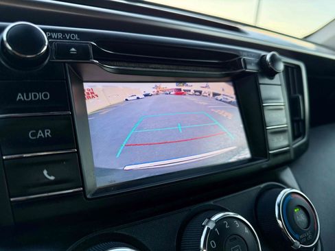 Used 2017 Toyota RAV4 LE w/ Carpet Mat Package FWD image 32