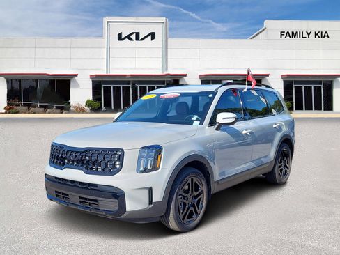 Certified 2025 Kia Telluride EX X-Line AWD/4WD image 3