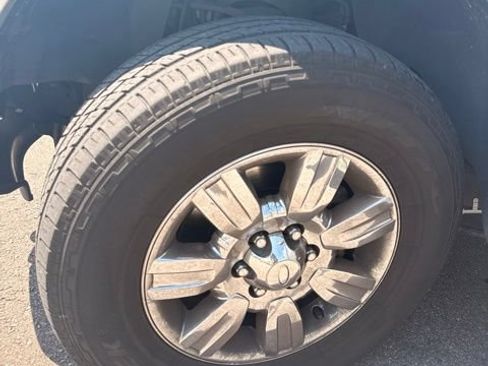 Used 2012 Ford F150 XLT w/ XLT Chrome Pkg AWD/4WD image 13