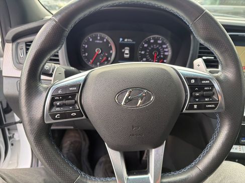 Used 2018 Hyundai Sonata Limited image 20