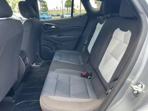 Used 2026 Chevrolet Trax RS FWD image 25