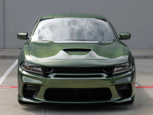 Used 2019 Dodge Charger Scat Pack RWD image 5