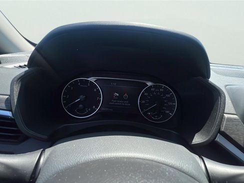 Used 2023 Nissan Altima 2.5 SL FWD image 16