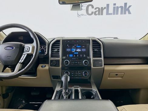 Used 2017 Ford F150 Lariat w/ Equipment Group 502A Luxury image 28