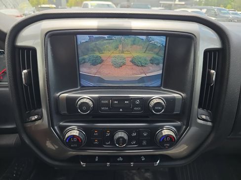 Used 2018 Chevrolet Silverado 1500 LT w/ All Star Edition AWD/4WD image 9