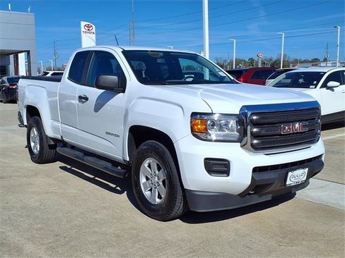 Used 2018 GMC Canyon W/T w/ Convenience Package image 4
