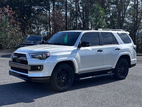 Used 2021 Toyota 4Runner Nightshade image 5