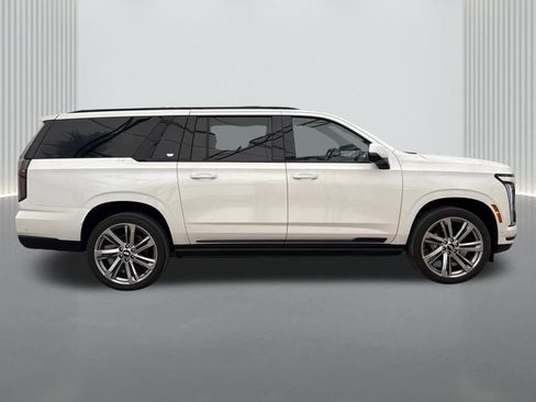 New 2025 Cadillac Escalade ESV Sport w/ Touring Package image 4