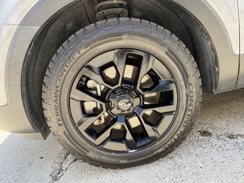 Used 2023 Kia Telluride SX X-Pro AWD/4WD image 9