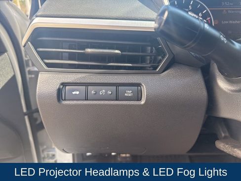 Used 2022 Nissan Altima 2.5 SR w/ Midnight Edition Package image 14