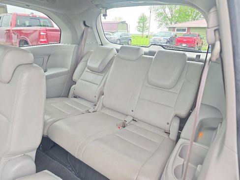 Used 2014 Honda Odyssey EX-L image 17