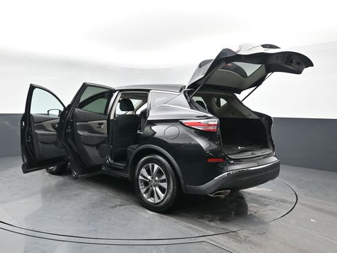 Used 2018 Nissan Murano S image 27