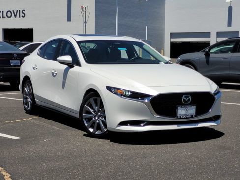 Used 2025 MAZDA MAZDA3 s FWD image 2
