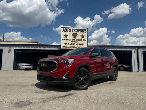 Used 2018 GMC Terrain SLE w/ Driver Convenience Package FWD image 29
