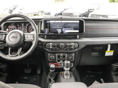 New 2025 Jeep Gladiator Rubicon w/ Convenience Group image 15