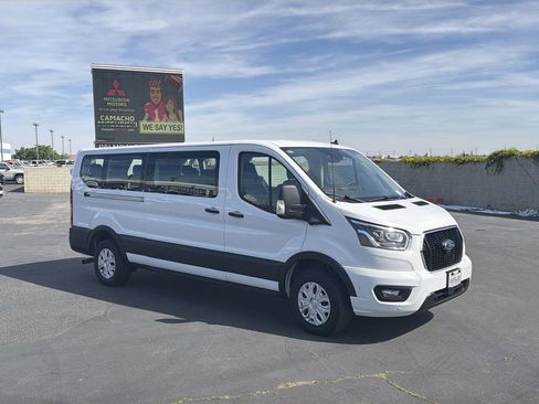 Used 2023 Ford Transit 350 XLT image 27