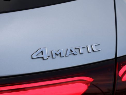 Certified 2024 Mercedes-Benz GLC 300 4MATIC image 9