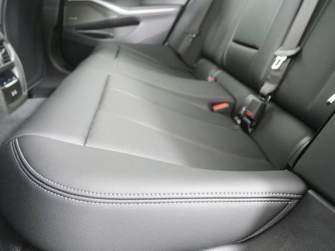 Used 2026 BMW 330i Sedan w/ M Sport Package RWD image 14