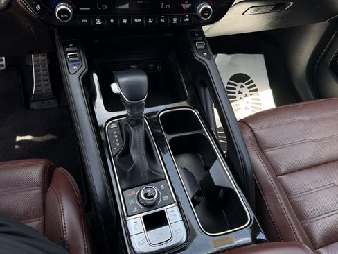 Used 2024 Kia Telluride SX Prestige AWD/4WD image 22