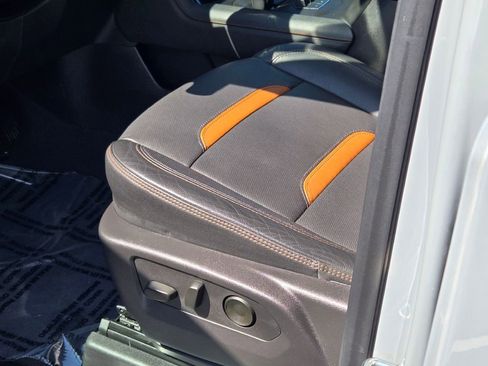 Used 2024 GMC Sierra 1500 AT4 w/ Technology Package image 26