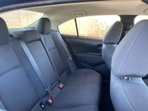 Used 2022 Toyota Corolla LE w/ Carpet Mat Package (TMS) FWD image 6