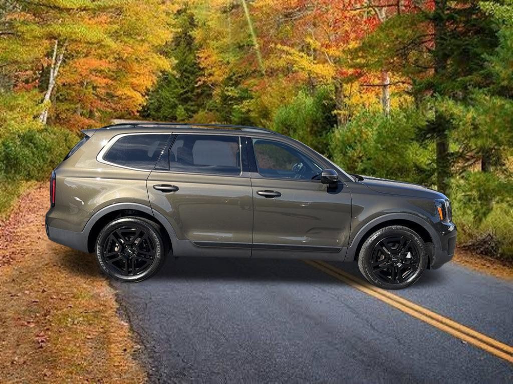 Used 2024 Kia Telluride SX Prestige X-Line AWD/4WD image 2