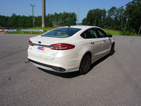 Used 2017 Ford Fusion SE FWD image 20