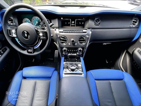 Certified 2023 Rolls-Royce Cullinan AWD/4WD image 13