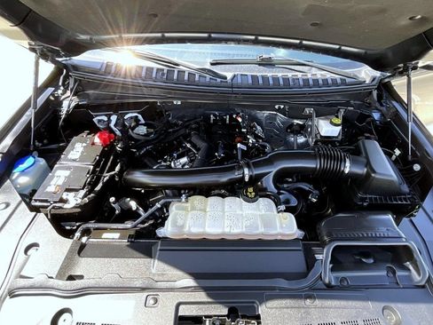Certified 2024 Lincoln Navigator Reserve AWD/4WD image 27