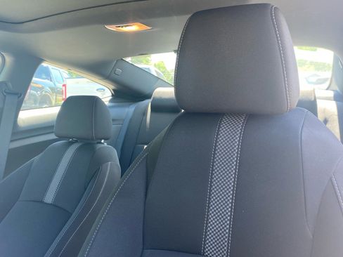 Used 2019 Honda Civic EX image 11