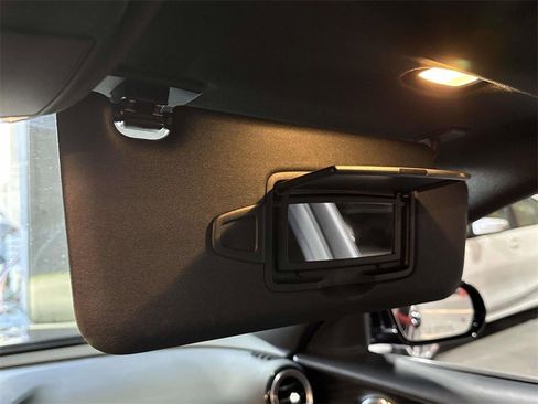 Used 2022 Mercedes-Benz E 350 4MATIC Sedan image 31