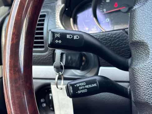 Used 2010 Porsche Cayenne AWD/4WD image 21