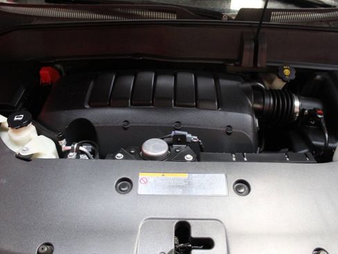 Used 2015 Buick Enclave Leather w/ Trailering Package image 8