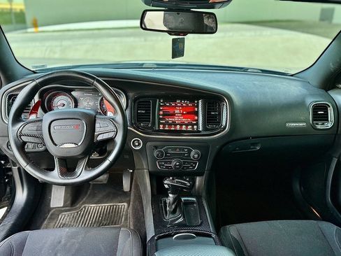 Used 2017 Dodge Charger R/T RWD image 13