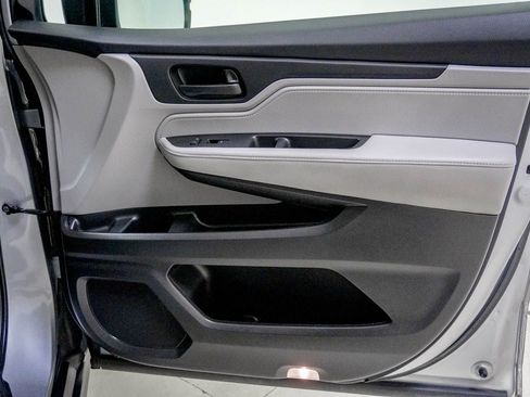 Used 2022 Honda Odyssey EX-L image 33