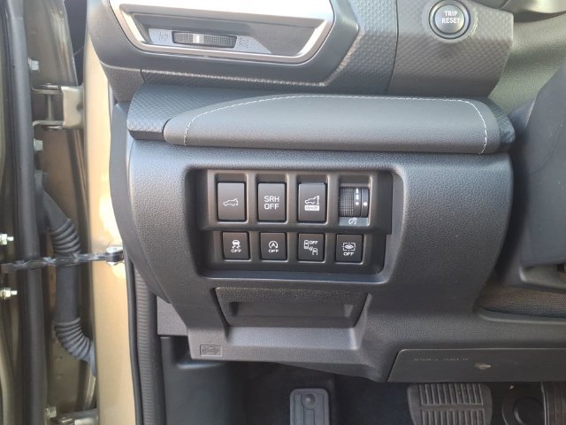 Used 2022 Subaru Forester Touring AWD/4WD image 16