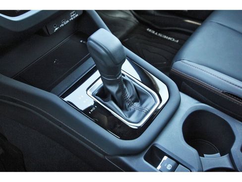 Used 2025 Subaru Forester Sport image 28