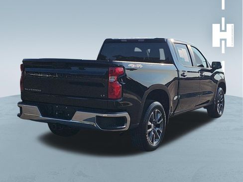 Used 2023 Chevrolet Silverado 1500 LT AWD/4WD image 4