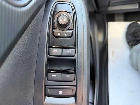 Certified 2025 Subaru Crosstrek 2.0i Premium image 18