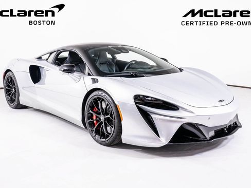 Used 2023 McLaren Artura RWD image 7