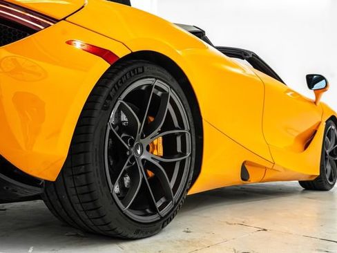 Used 2020 McLaren 720S Performance image 20