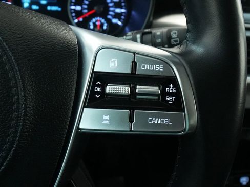 Used 2020 Kia Telluride LX image 36