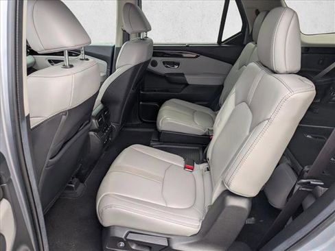 Certified 2024 Honda Pilot EX-L image 16